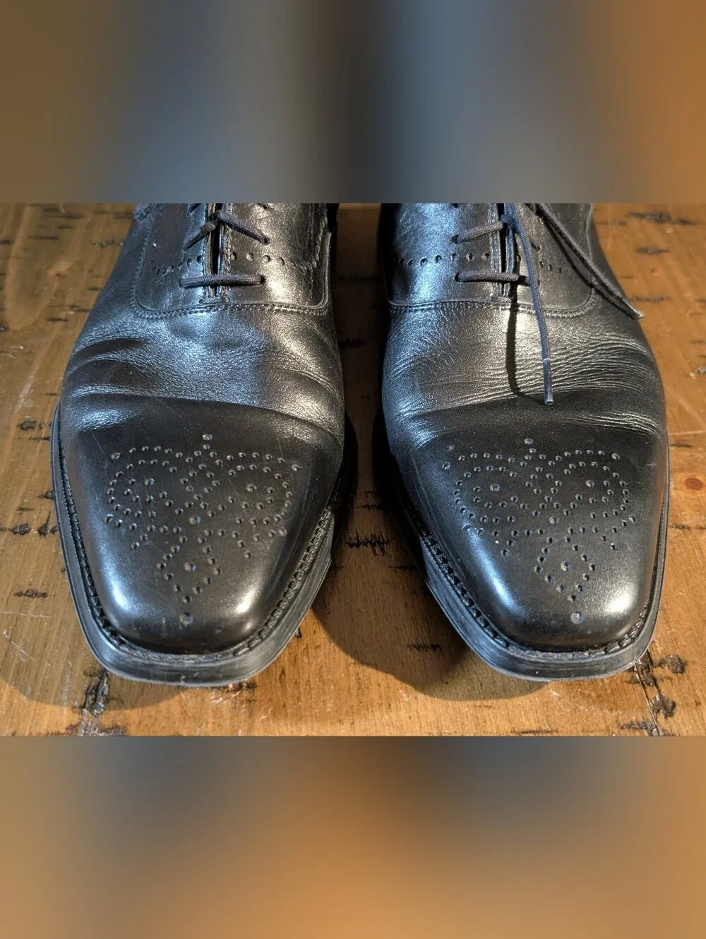 Magnanni 9.5 Black Henio Perforated Oxford